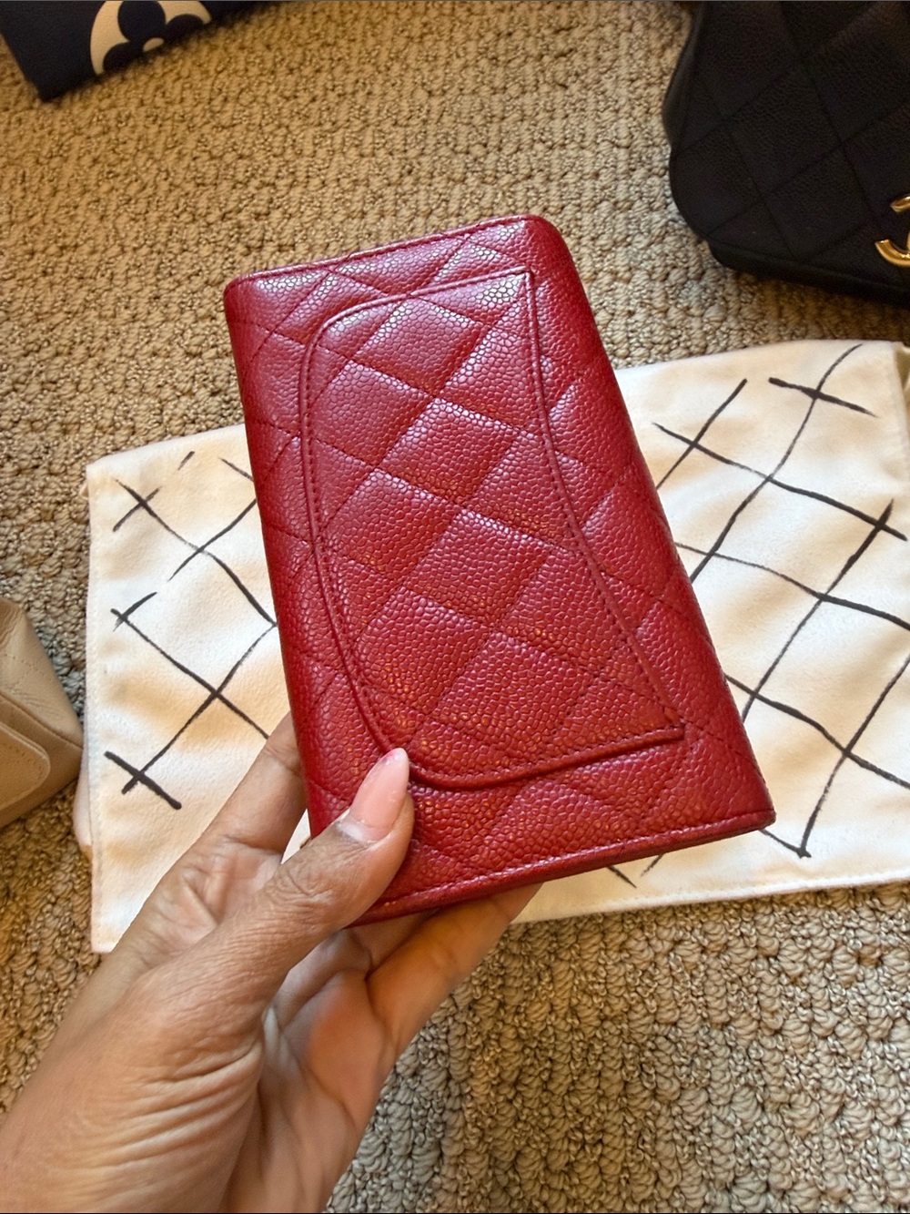 CHANEL Burgundy Quilted Caviar Leather Wallet with Gold CC - Picture 2 of 8